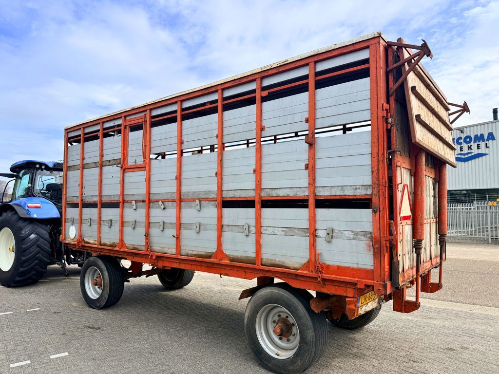 Onbekend 4-Wielige Veewagen