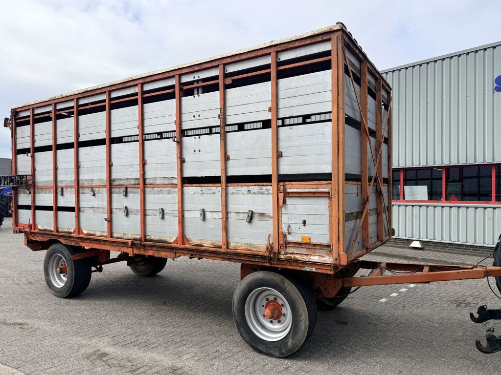 Onbekend 4-Wielige Veewagen