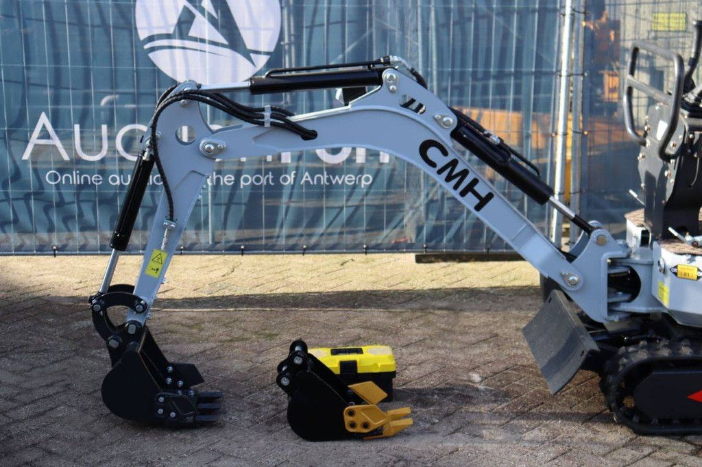 Minibagger CMH DW-08 Diesel 5,5 PS Baujahr 2025 Neu