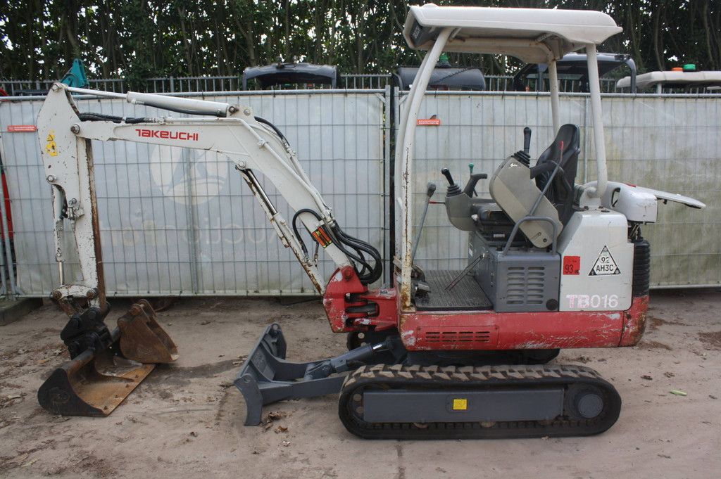 Mini excavator Takeuchi TB016 Diesel 2013
