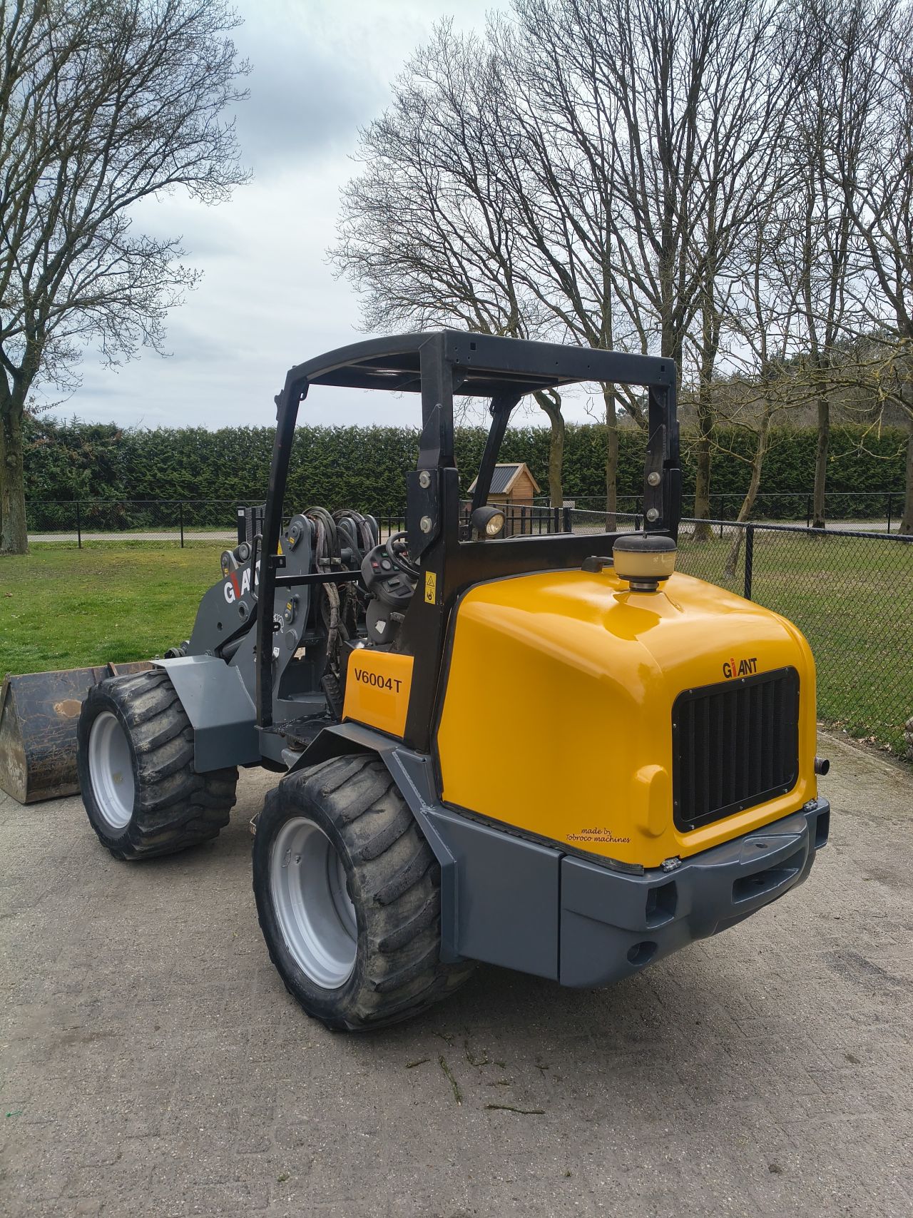 Giant v6004t minishovel schaffer wiedemann