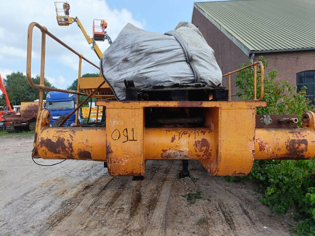 Marindco 10T Diesel soil drilling rig 1995 on trailer