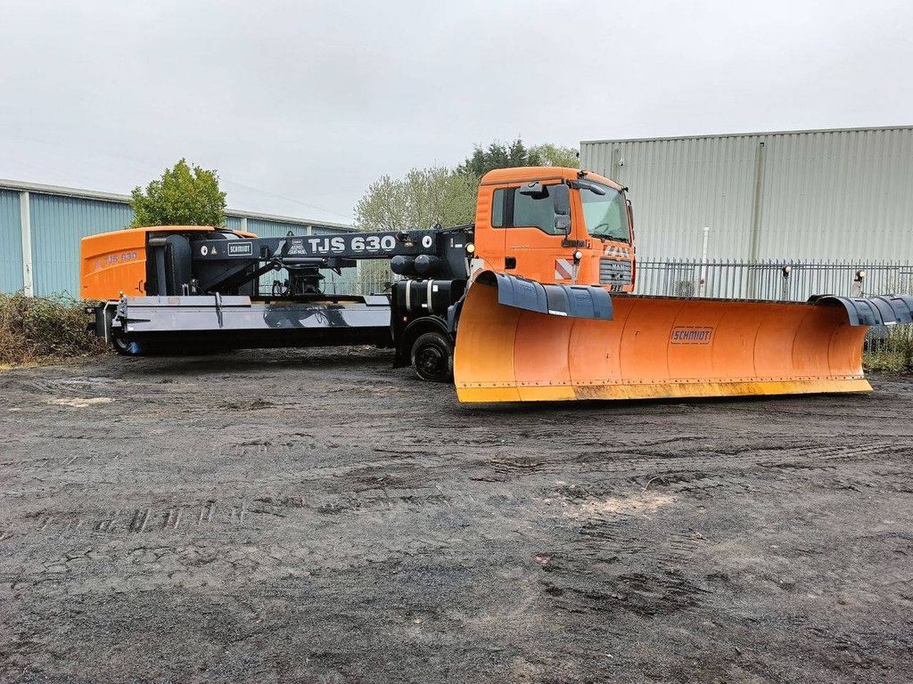 Runway snowplow Schmidt TSJ630 MAN Diesel 315kW 2008