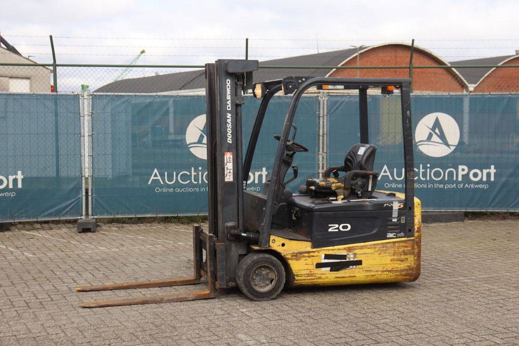 Doosan Daewoo B20T-5AC Electric Forklift 2000kg 4.7m 2006
