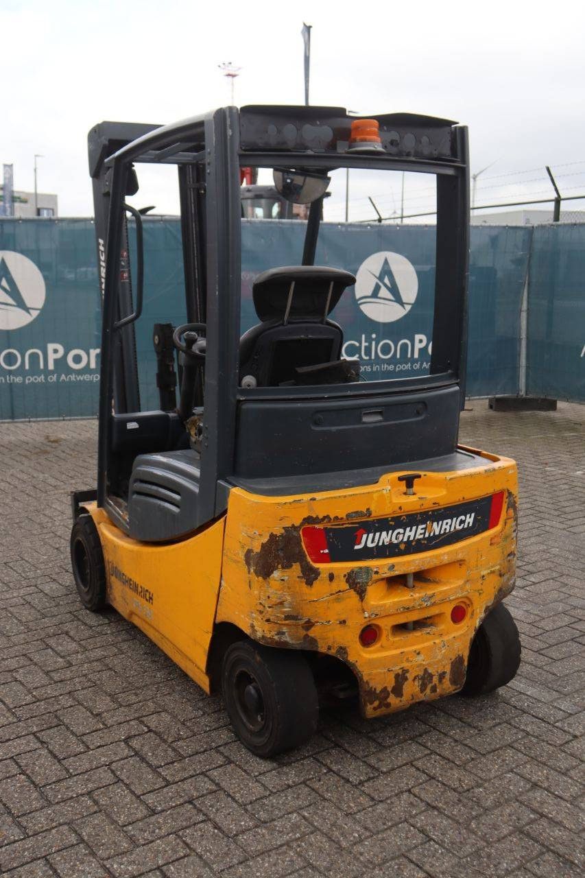 Forklift Jungheinrich EFG 320 Electric 2000kg 5m 2009