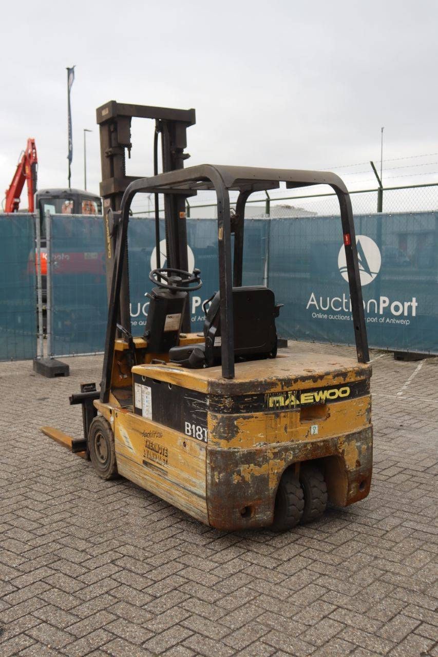 Daewoo B18T Elektrogabelstapler 1800 kg 4 m 1998