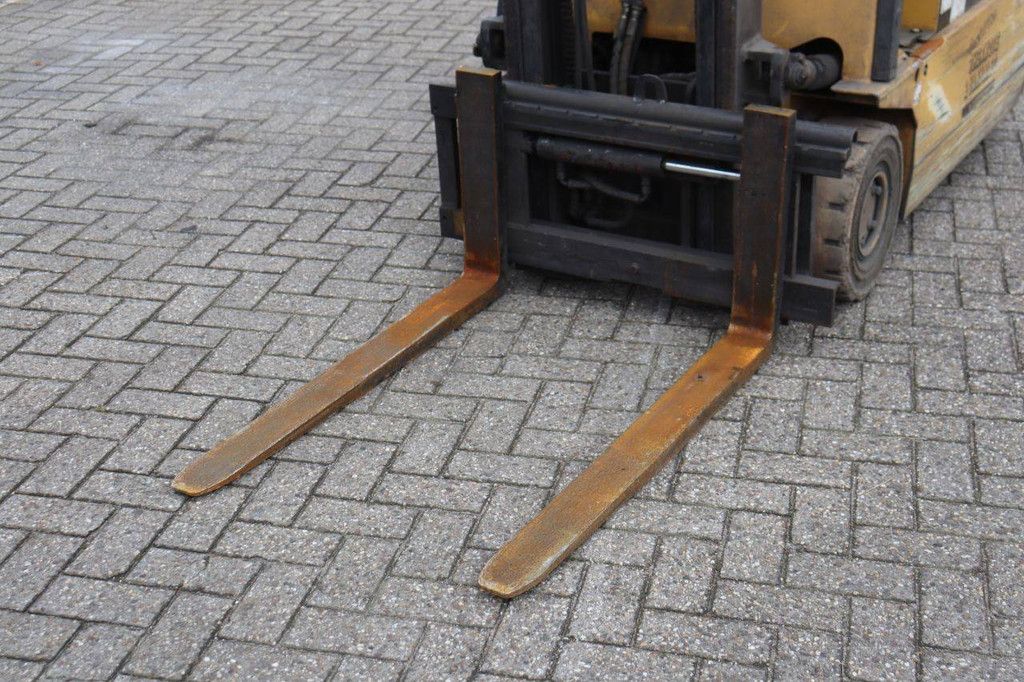 Daewoo B18T Elektrogabelstapler 1800 kg 4 m 1998