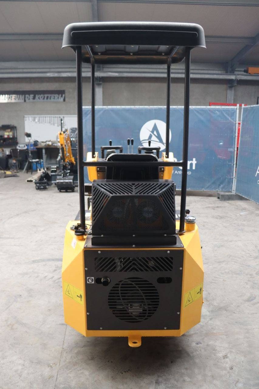 Skid steer loader S490R Diesel 14kW New