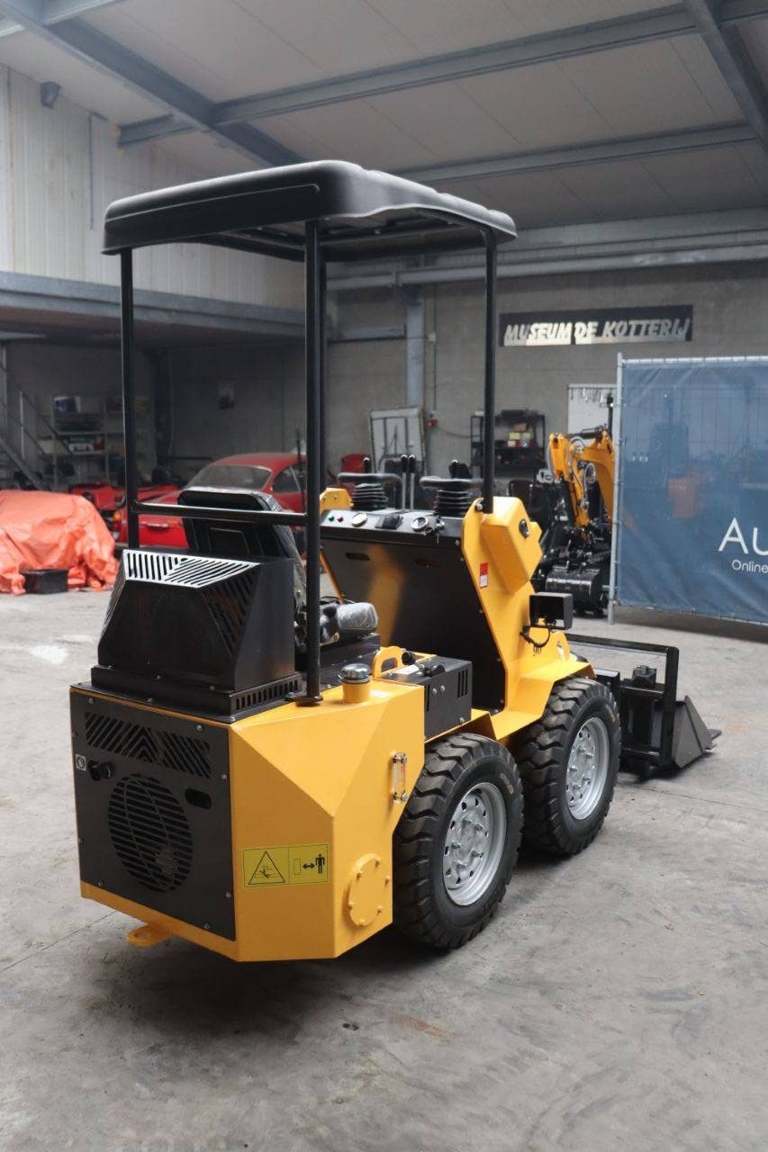 Skid steer loader S490R Diesel 14kW New