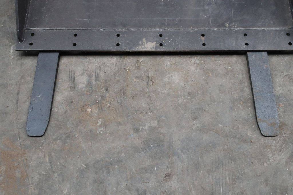 Skid steer loader S490R Diesel 14kW New