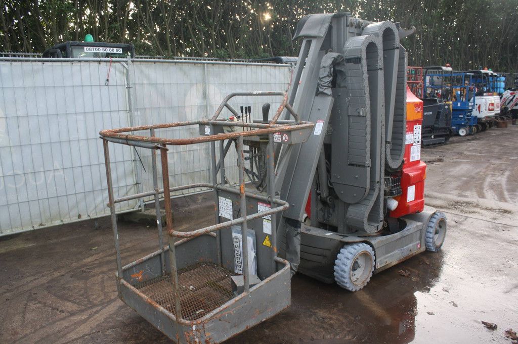 Gelenkteleskoparbeitsbühne AT PIAF 1100R Electric 2014