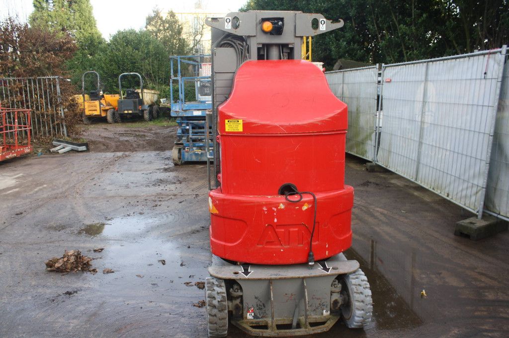 Gelenkteleskoparbeitsbühne AT PIAF 1100R Electric 2014