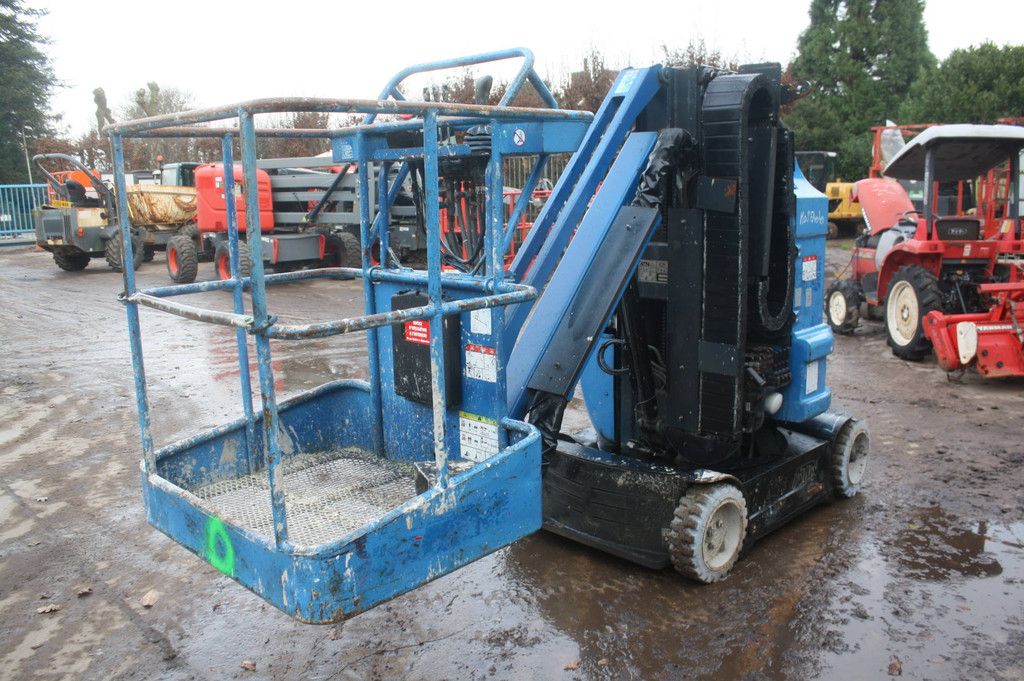 Gelenkteleskoparbeitsbühne ATN PIAF 880R Electric 2015