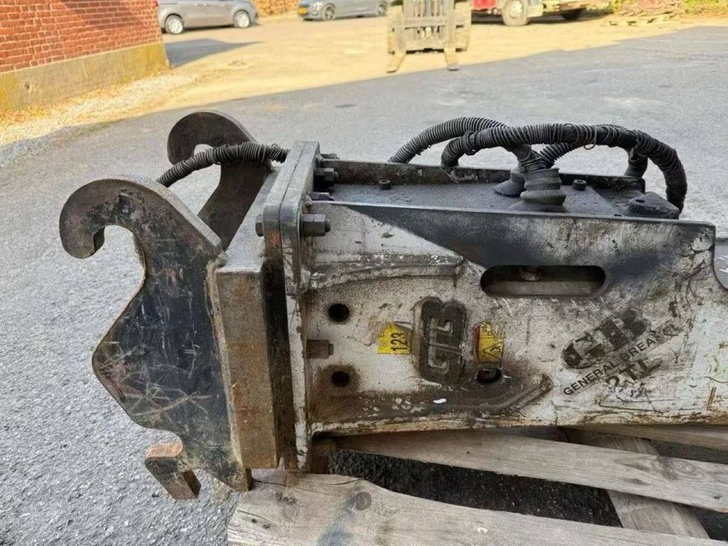 Hydraulic Hammer 324kg 2012 with CW quick coupler