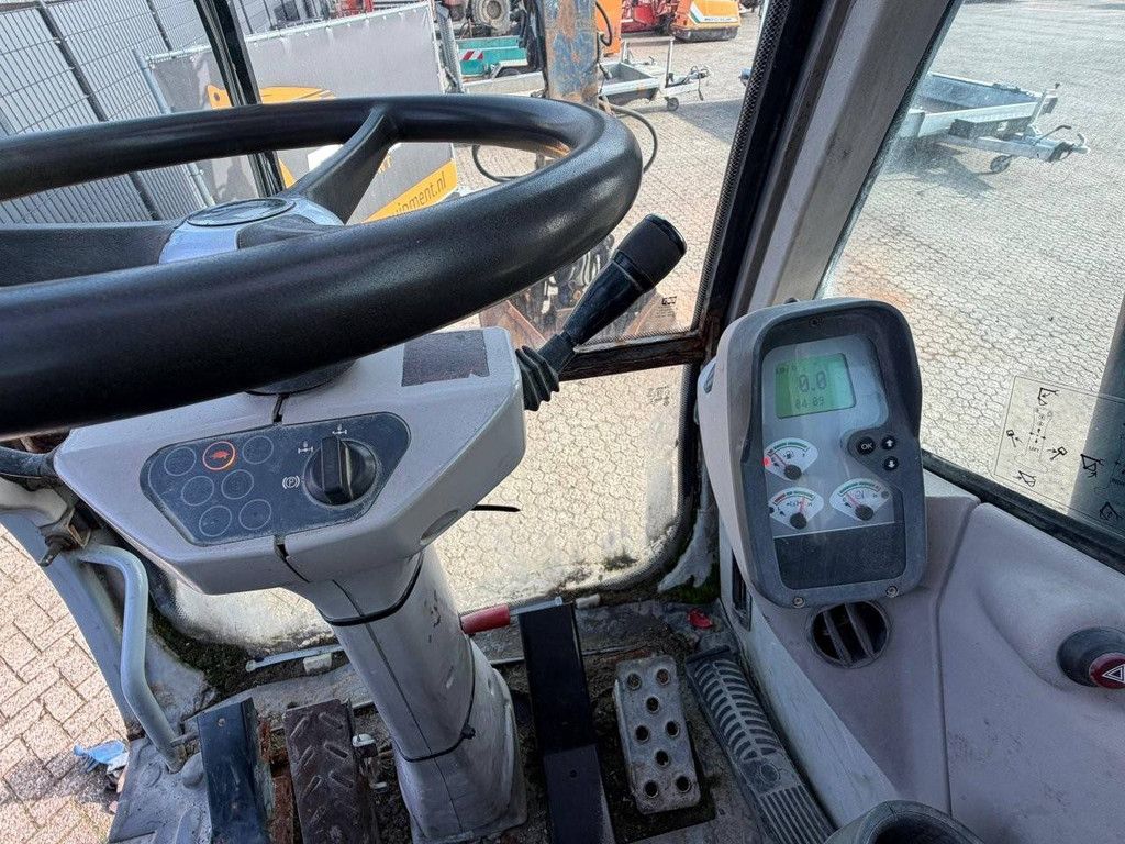 New Holland Kobelco MH PLUS C Diesel-Mobilbagger 2006