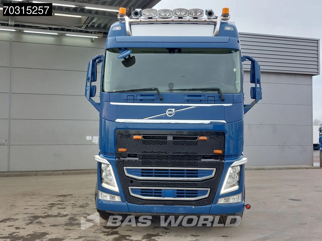 Volvo FH 540 6X4 Hydraulic Alcoa's Navi