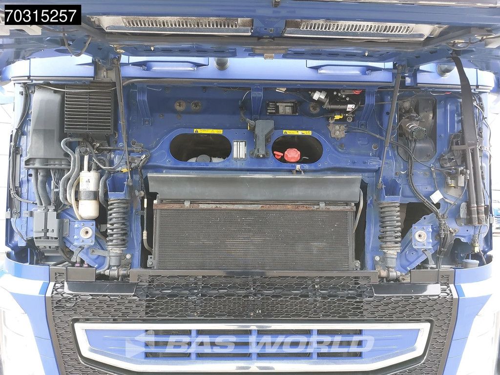 Volvo FH 540 6X4 Hydraulic Alcoa's Navi