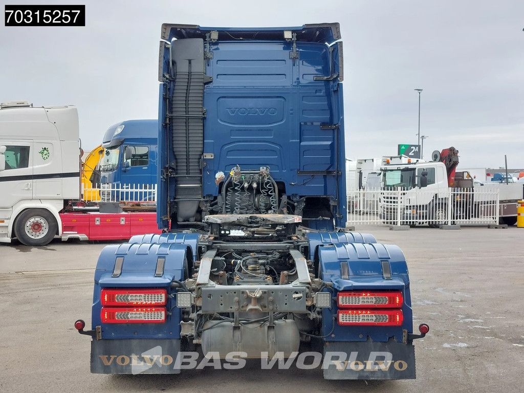 Volvo FH 540 6X4 Hydraulic Alcoa's Navi