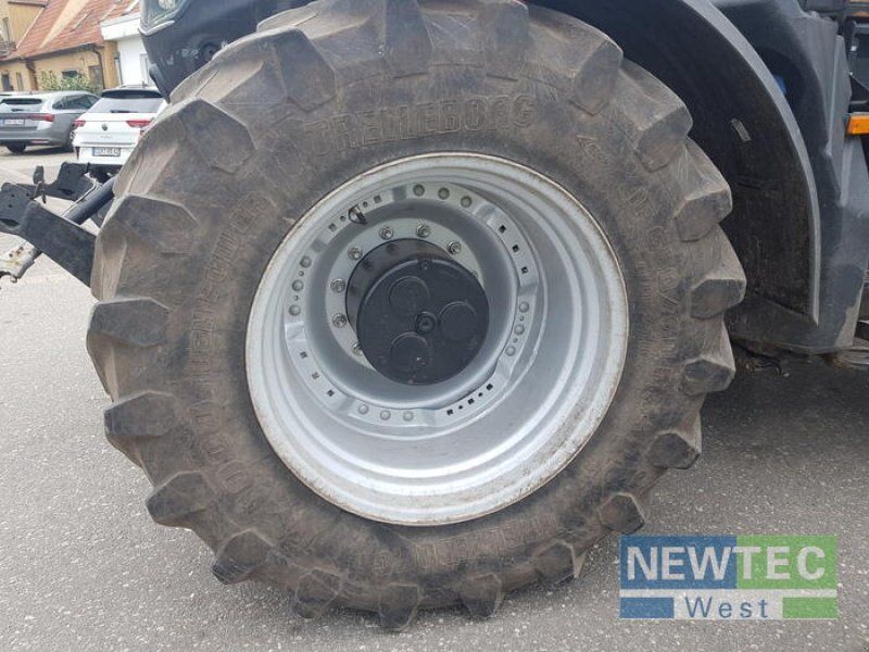 Case IH OPTUM 270 CVX