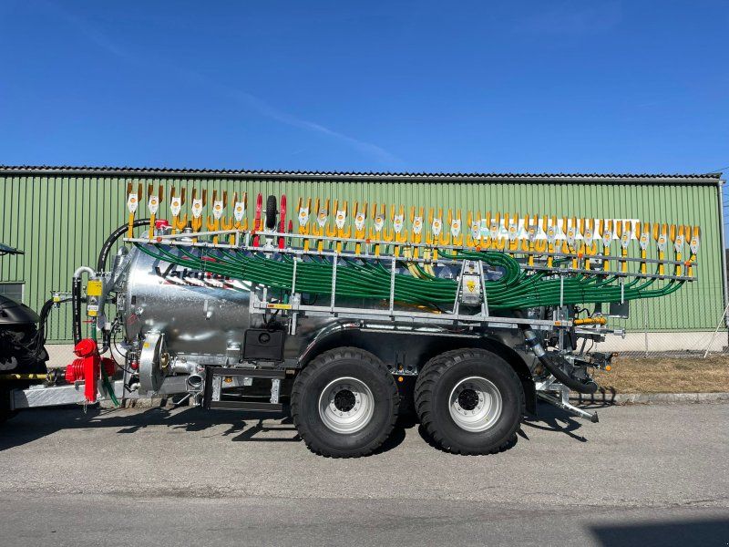 Vakutec 12000 Liter Vakuumfass mit 15 m Schleppschuhverteiler