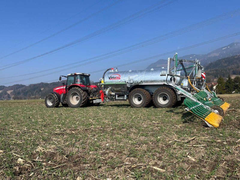 Vakutec 12000 Liter Vakuumfass mit 15 m Schleppschuhverteiler