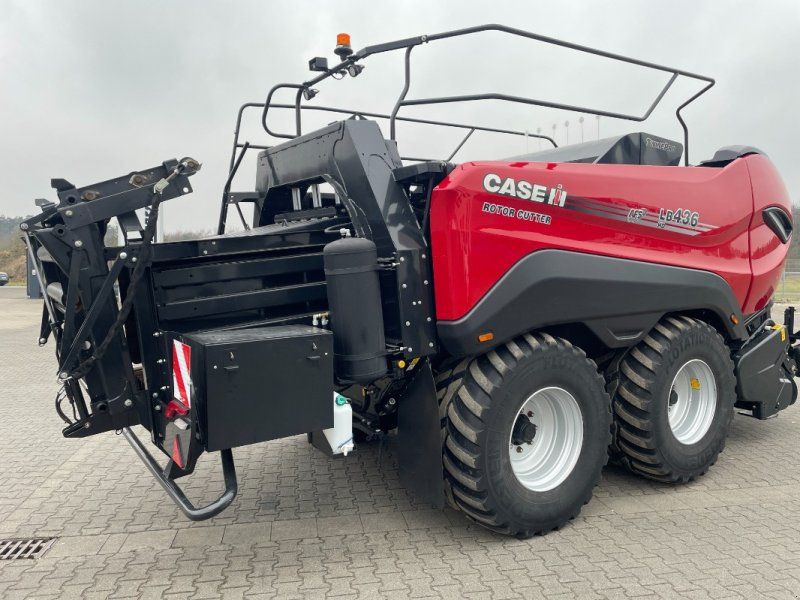 Case IH LB 436 HD *57 Messer*NUR 2038 Ballen*