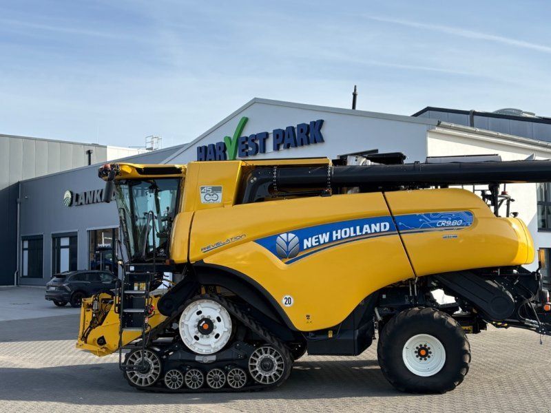 New Holland CR 9.80 *Raupe*