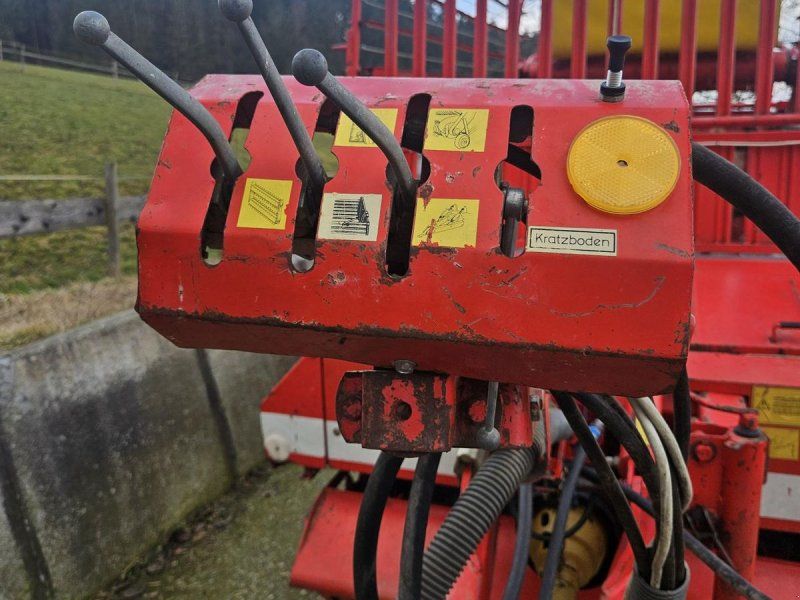 Pöttinger Ernteboss 1 T