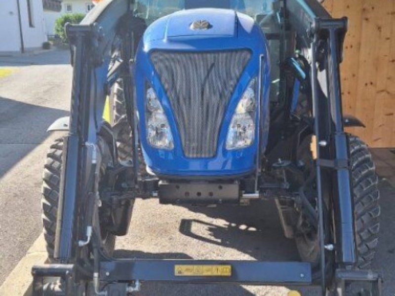 New Holland Boomer 50