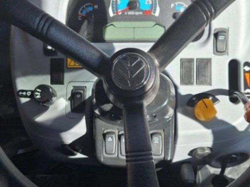 New Holland Boomer 50