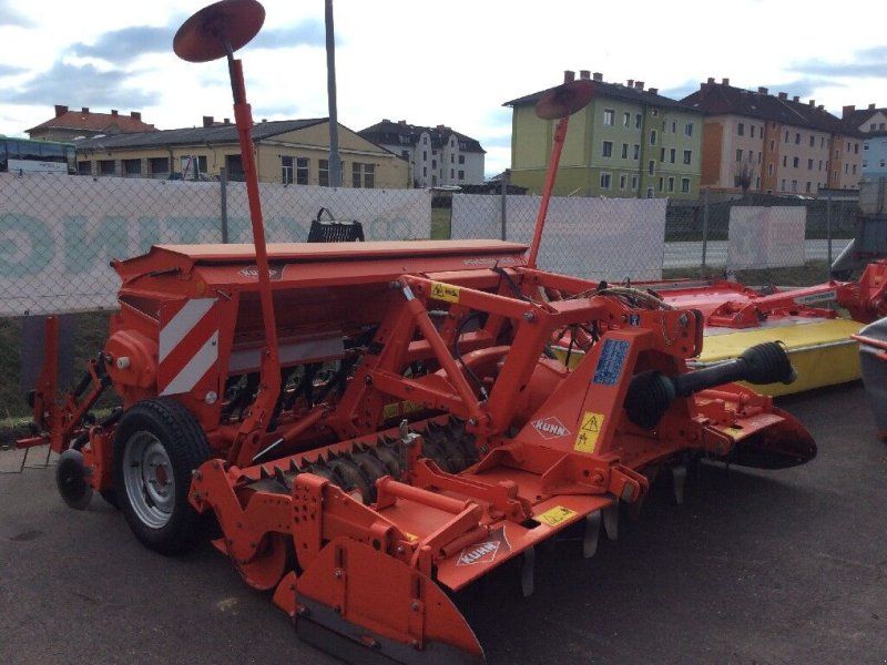 Kuhn HR 3003 + Premia 300