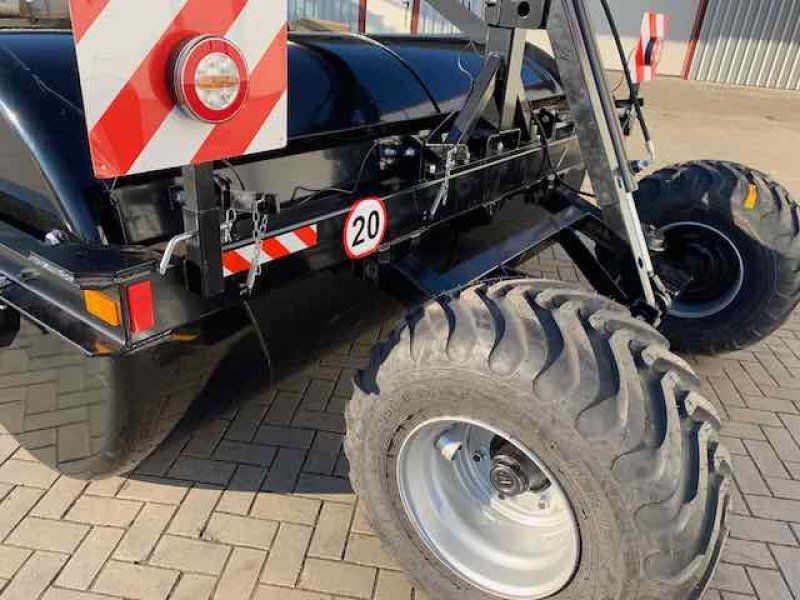 Voratek Wiesenwalze 275 cm mit Fahrgestell ohne Bremse