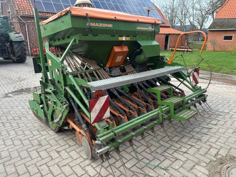 Amazone AD-P 302 Profi und KE 303