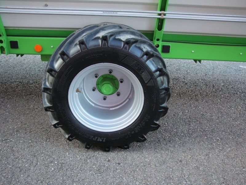 Agrar Schneider Montana 222 T