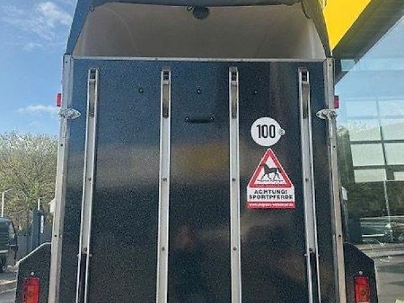 Marquardt Grande 2-Pferde Aluboden Vollpoly 2,4t