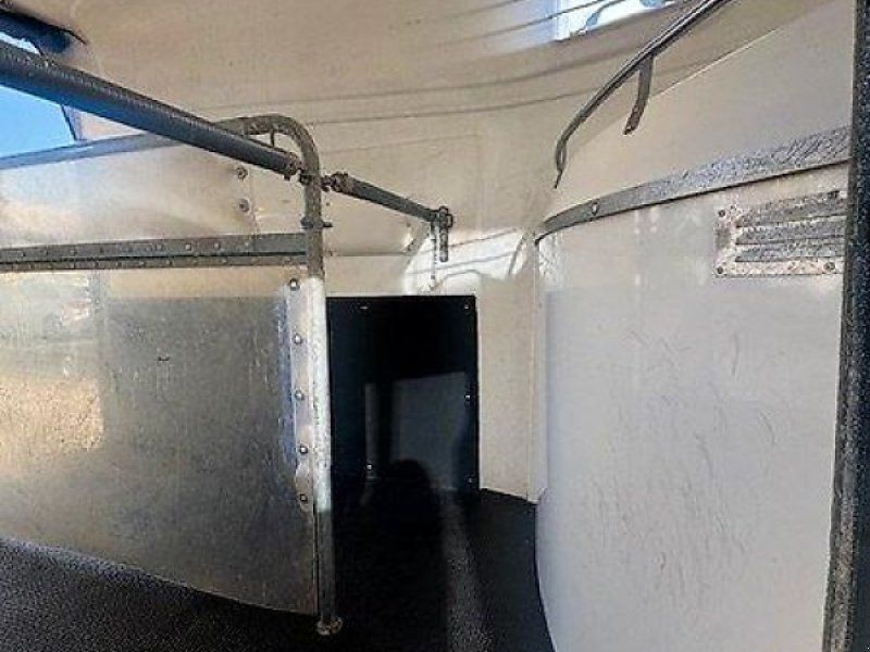 Marquardt Grande 2-Pferde Aluboden Vollpoly 2,4t