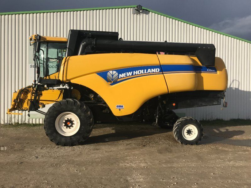 New Holland CX 5090 ETROITE HILLSIDE