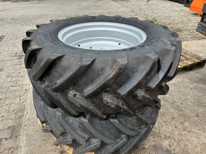 Michelin 480/65 R28