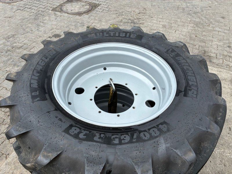 Michelin 480/65 R28