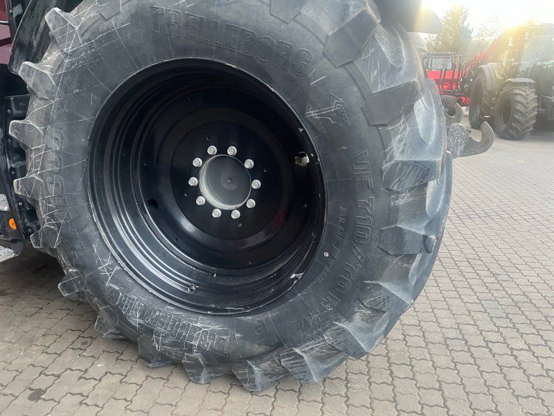 Valtra Q 305 mit T Ausstattung