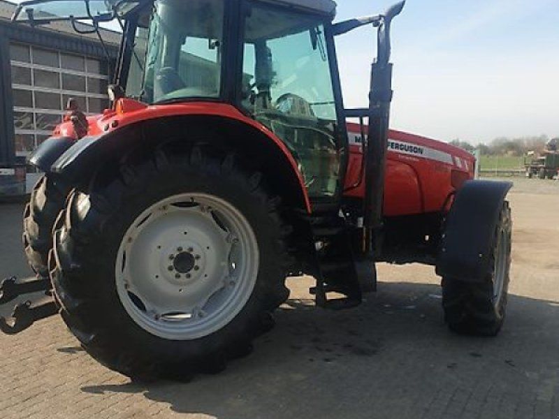 Massey Ferguson 6465