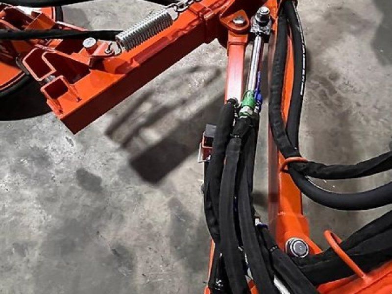 Boxer Unterzaunmäher HDM 60