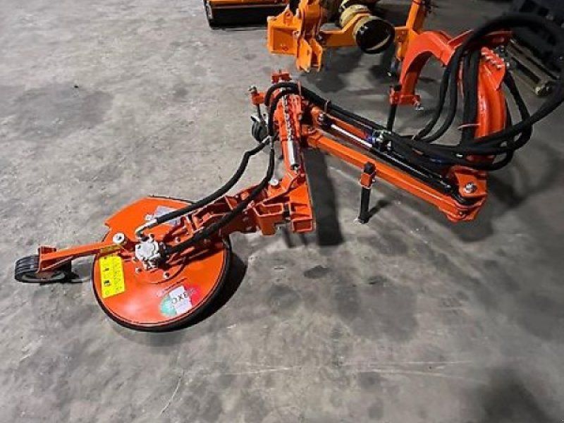 Boxer Unterzaunmäher HDM 60