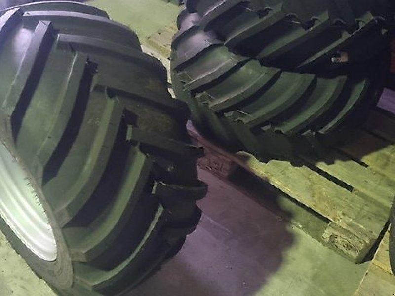 BKT Komplettrad 31x15.50-15