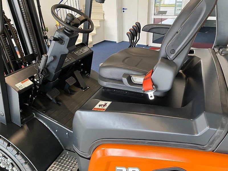 Doosan D30 NXP (am Lager) am Lager 5540mm Hubmast !!