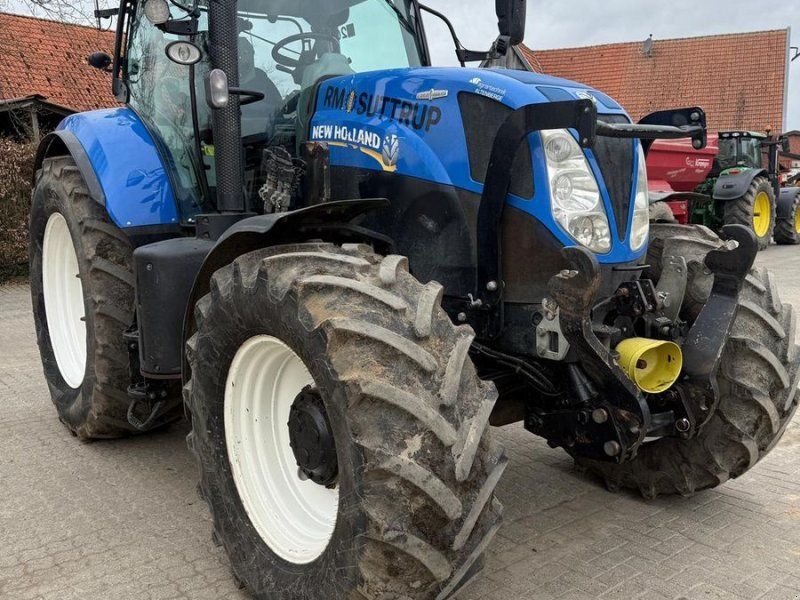 New Holland T7.210 AutoCommand