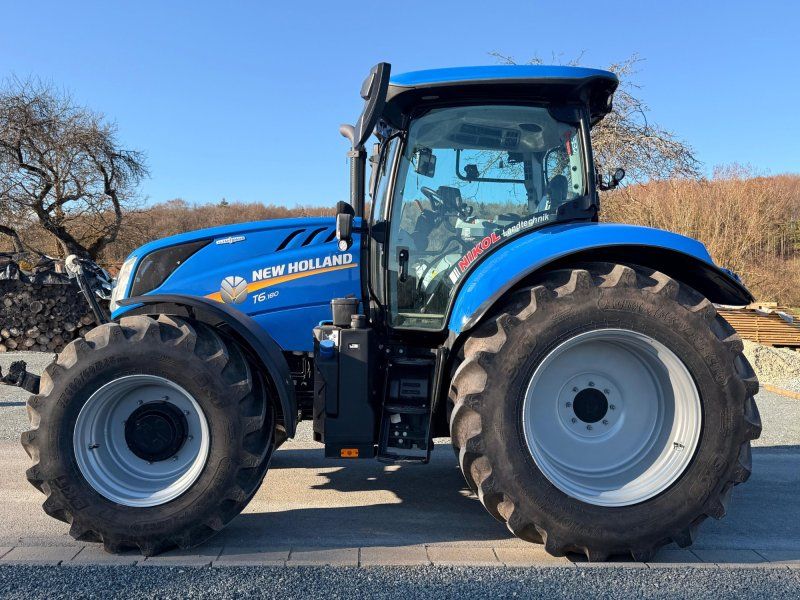New Holland T6.180 AutoCommand mit RTK