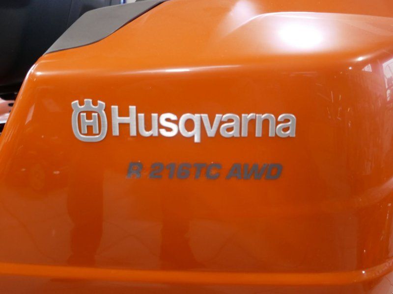 Husqvarna R 216 TC AWD
