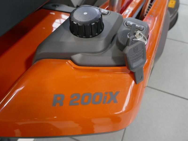 Husqvarna R 200iX Akku