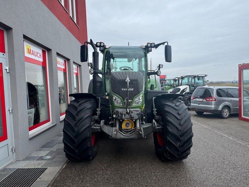 Fendt 714 Vario S4 Profi Plus